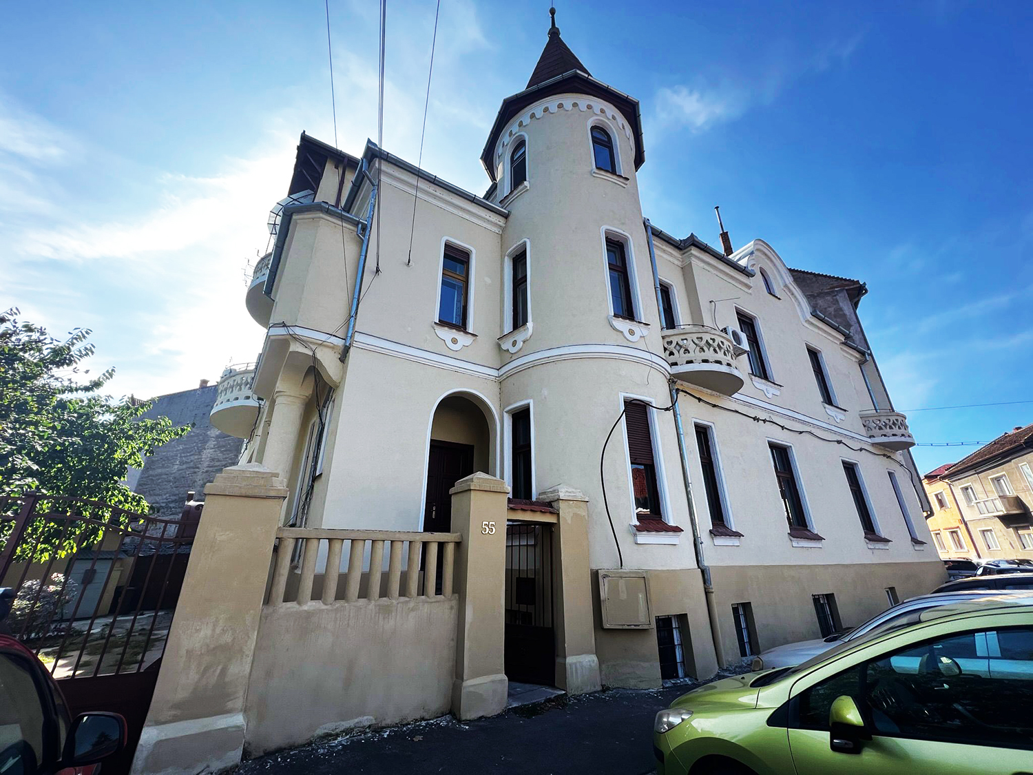 Apartament / Birou intr-o cladire istorica - Str. G. Enescu - 84.900 €
